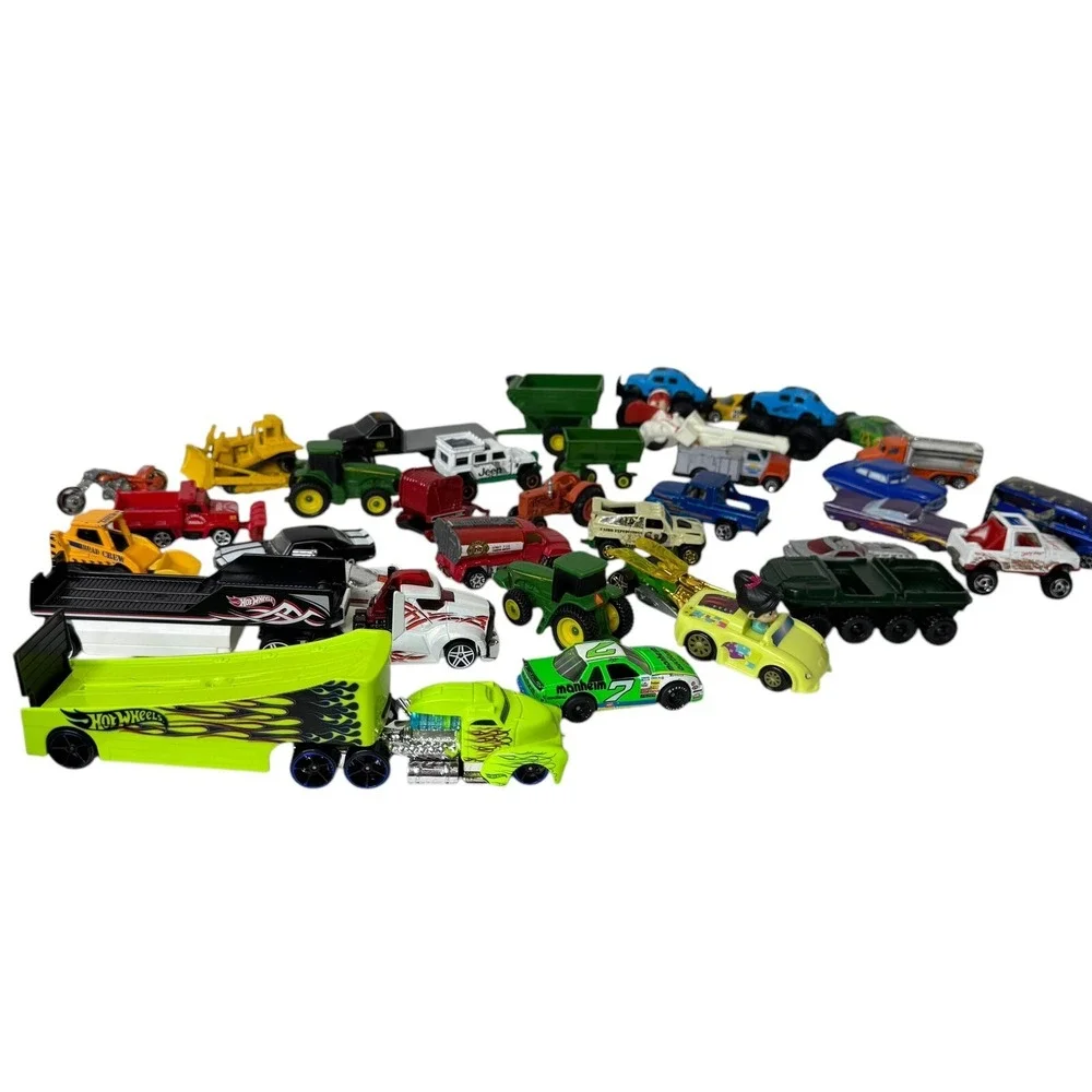 Mixed Lot Of 35 Hot Wheels Matchbox John‎ Deere Vintage Collector
